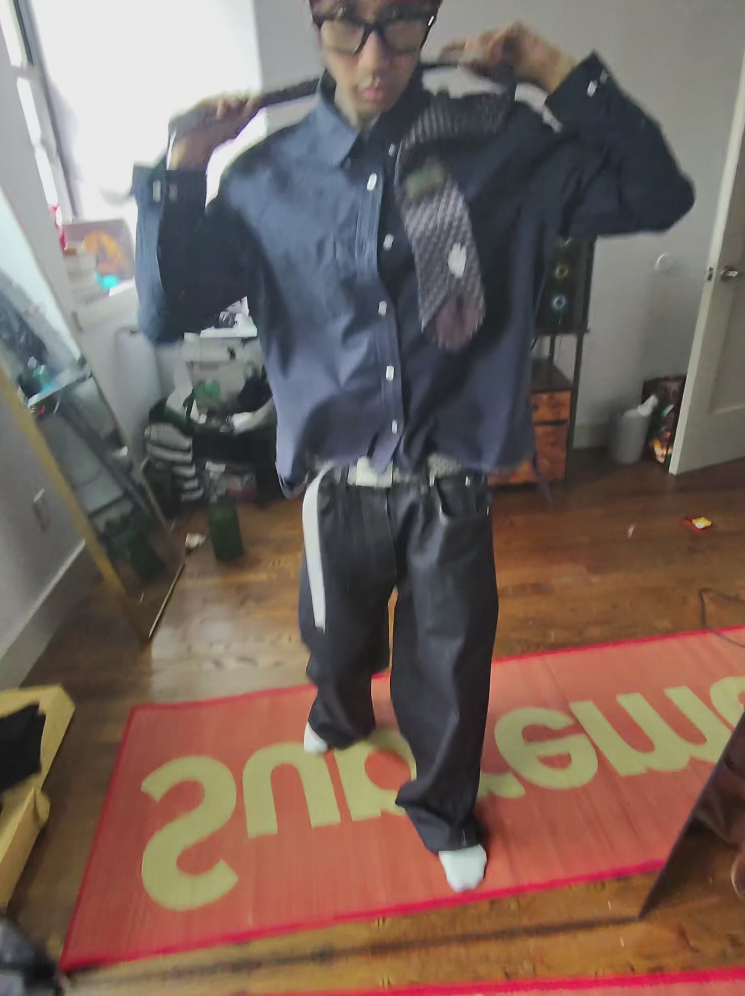 Tie 03